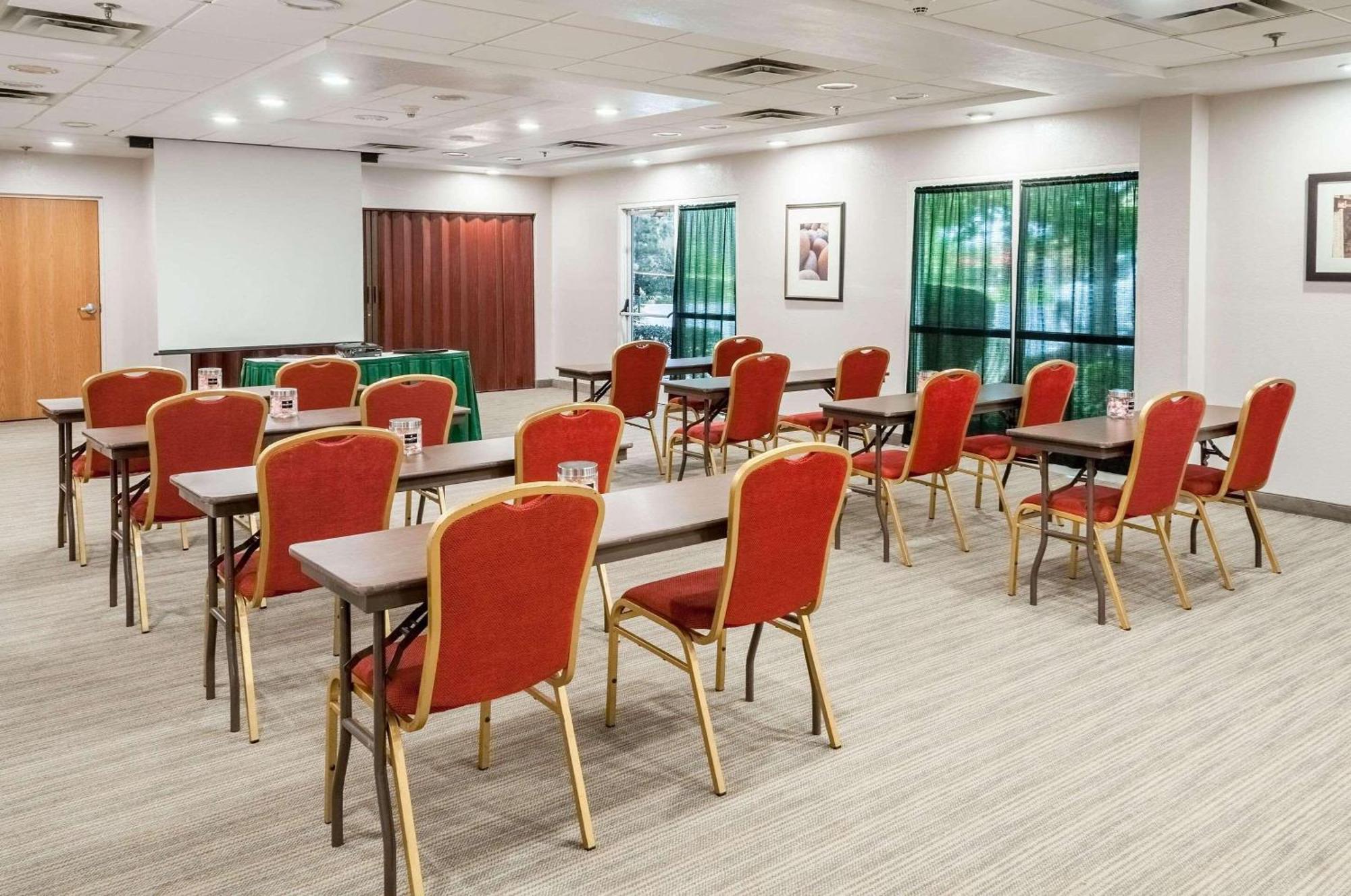 Country Inn & Suites By Radisson, Cookeville, Tn Εξωτερικό φωτογραφία